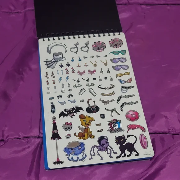 NWOT monster high sketch book - Picture 2 of 5